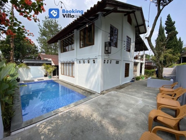 Villa Azalea Lembang