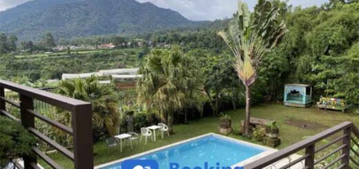 Villa Lembang Dengan Pemandangan Gunung